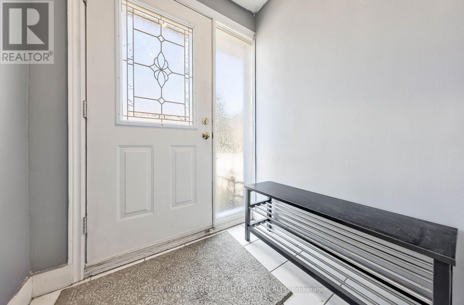 2703 Lake Shore Boulevard W, Toronto, Ontario  M8V 1G6 - Photo 6 - W13671000