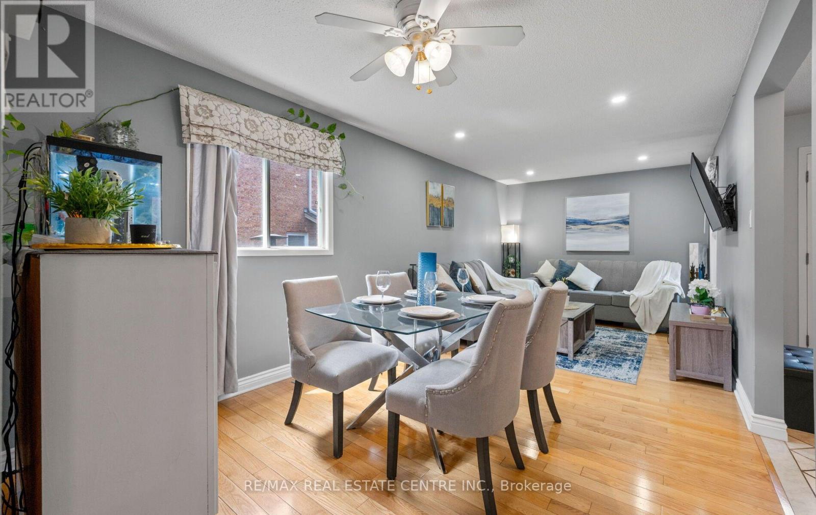 4 Ecclestone Drive, Brampton, Ontario L6X 3L6 - Photo 12 - W13671034