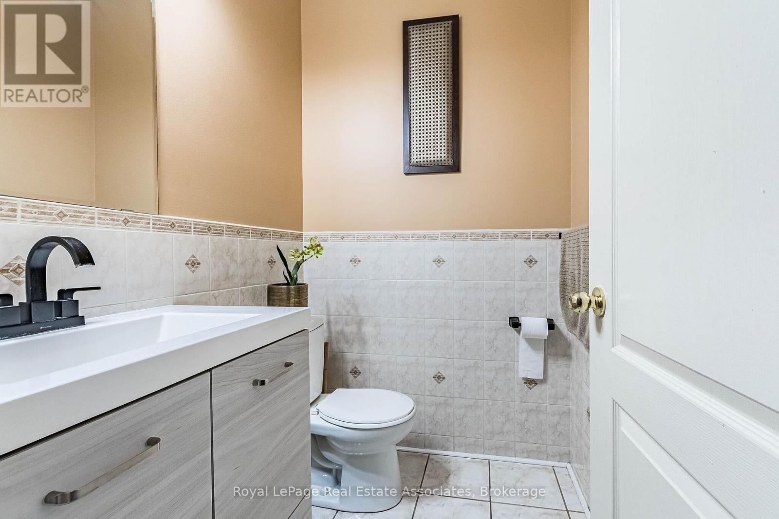 37 Latania Boulevard, Brampton, Ontario  L6P 1T1 - Photo 24 - W13671044