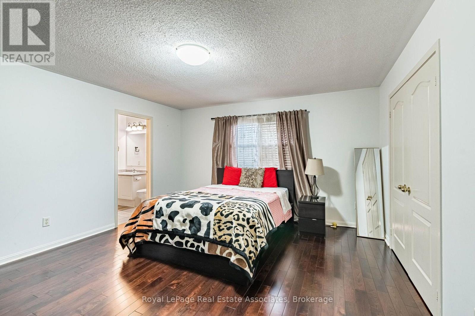37 Latania Boulevard, Brampton, Ontario  L6P 1T1 - Photo 37 - W13671044