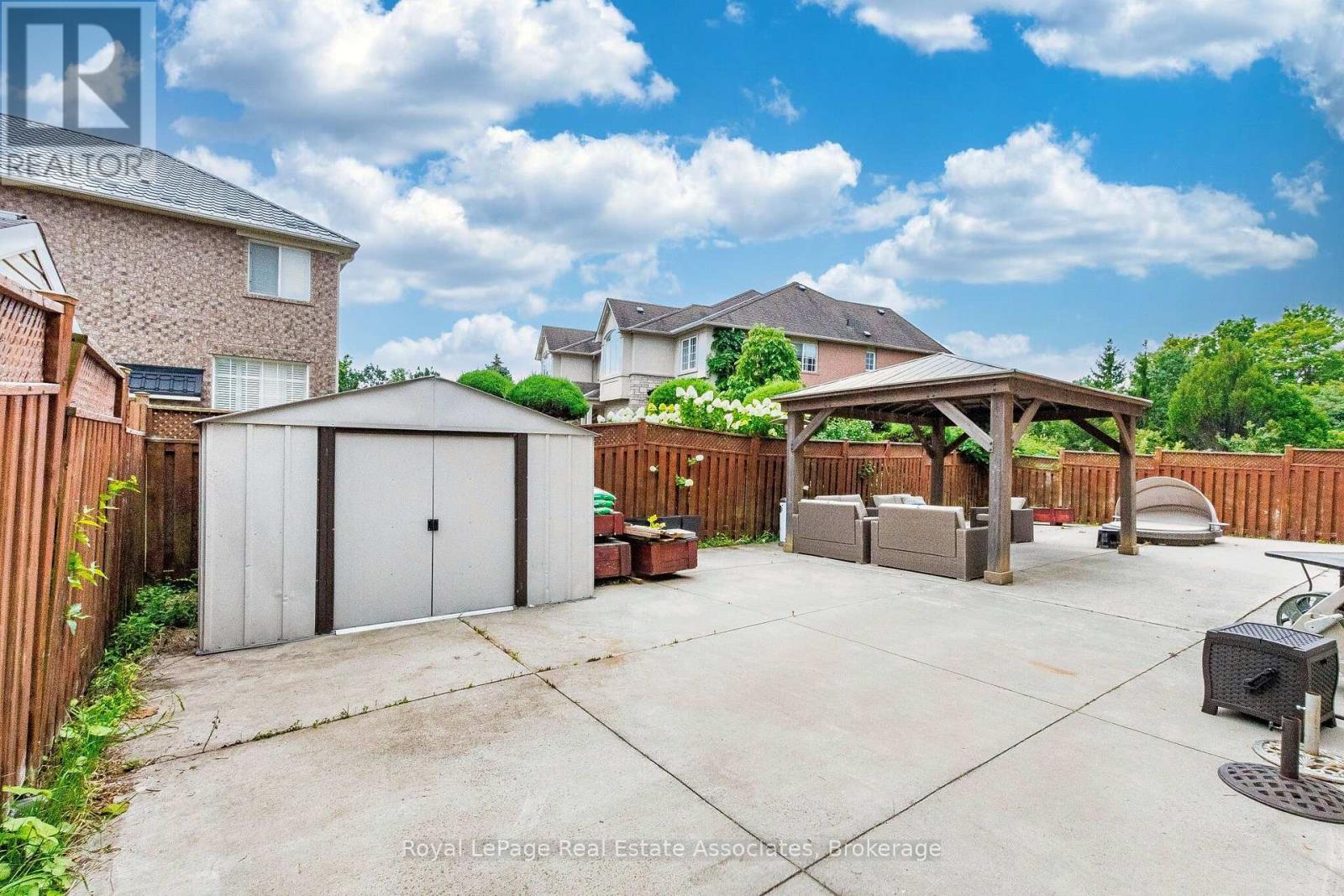 37 Latania Boulevard, Brampton, Ontario  L6P 1T1 - Photo 48 - W13671044