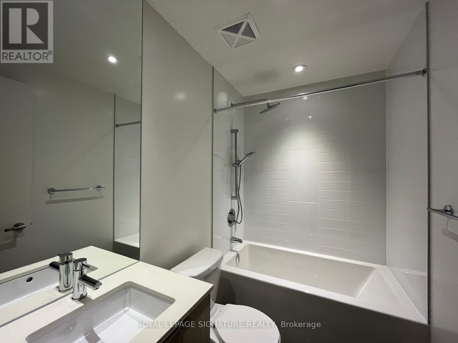 312 - 448 Burnhamthorpe Road W, Mississauga, Ontario  L5B 4M6 - Photo 7 - W13671072