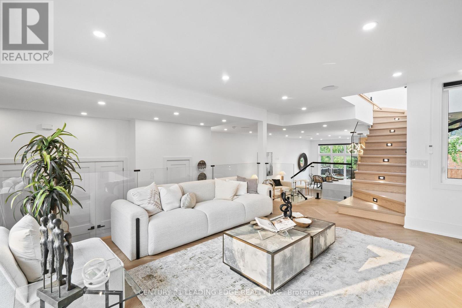 147 Durant Avenue, Toronto, Ontario M4J 4W4 - Photo 16 - E13653774