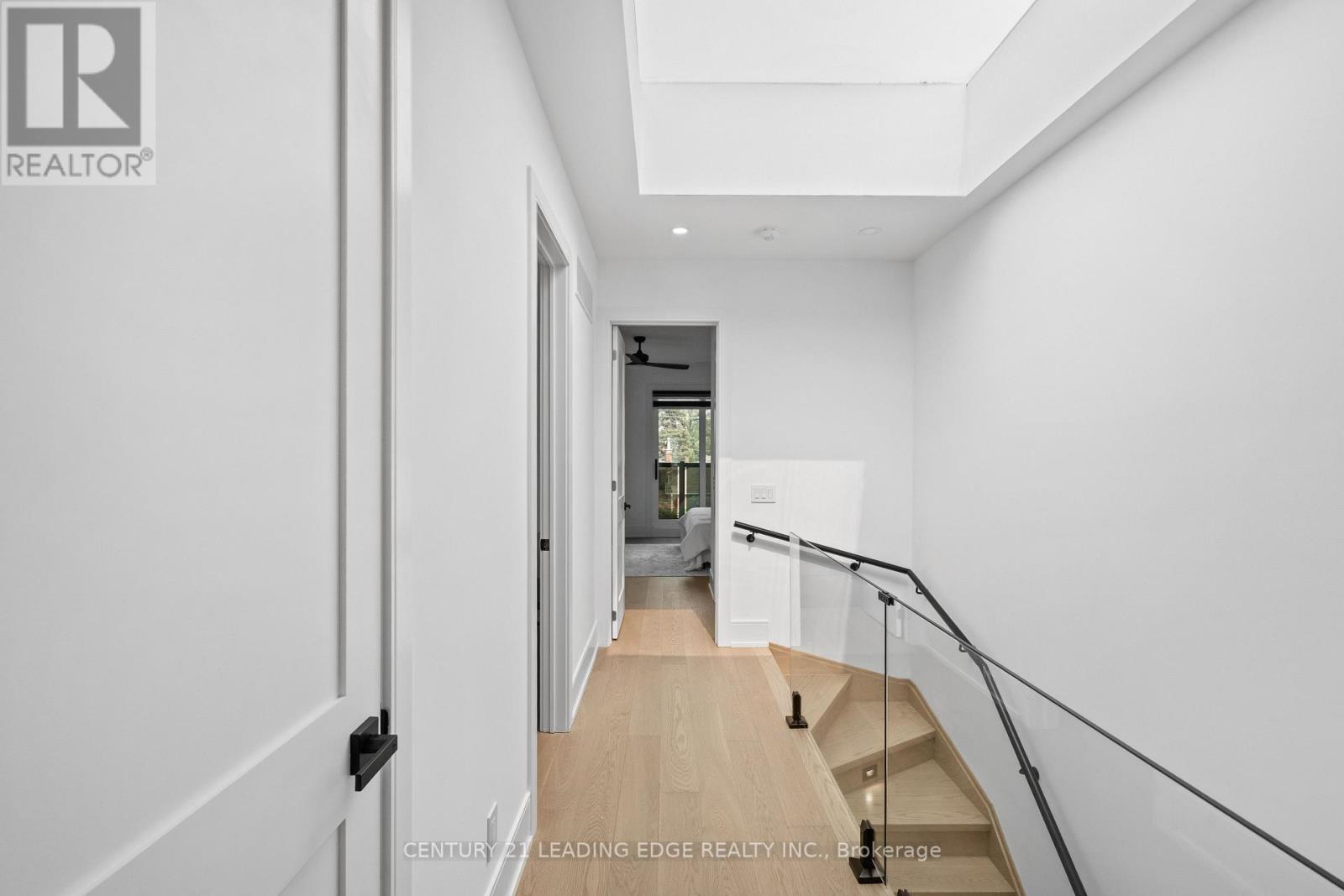 147 Durant Avenue, Toronto, Ontario M4J 4W4 - Photo 18 - E13653774