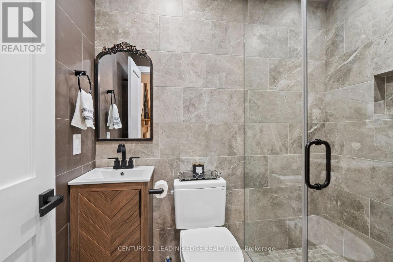 147 Durant Avenue, Toronto, Ontario M4J 4W4 - Photo 34 - E13653774