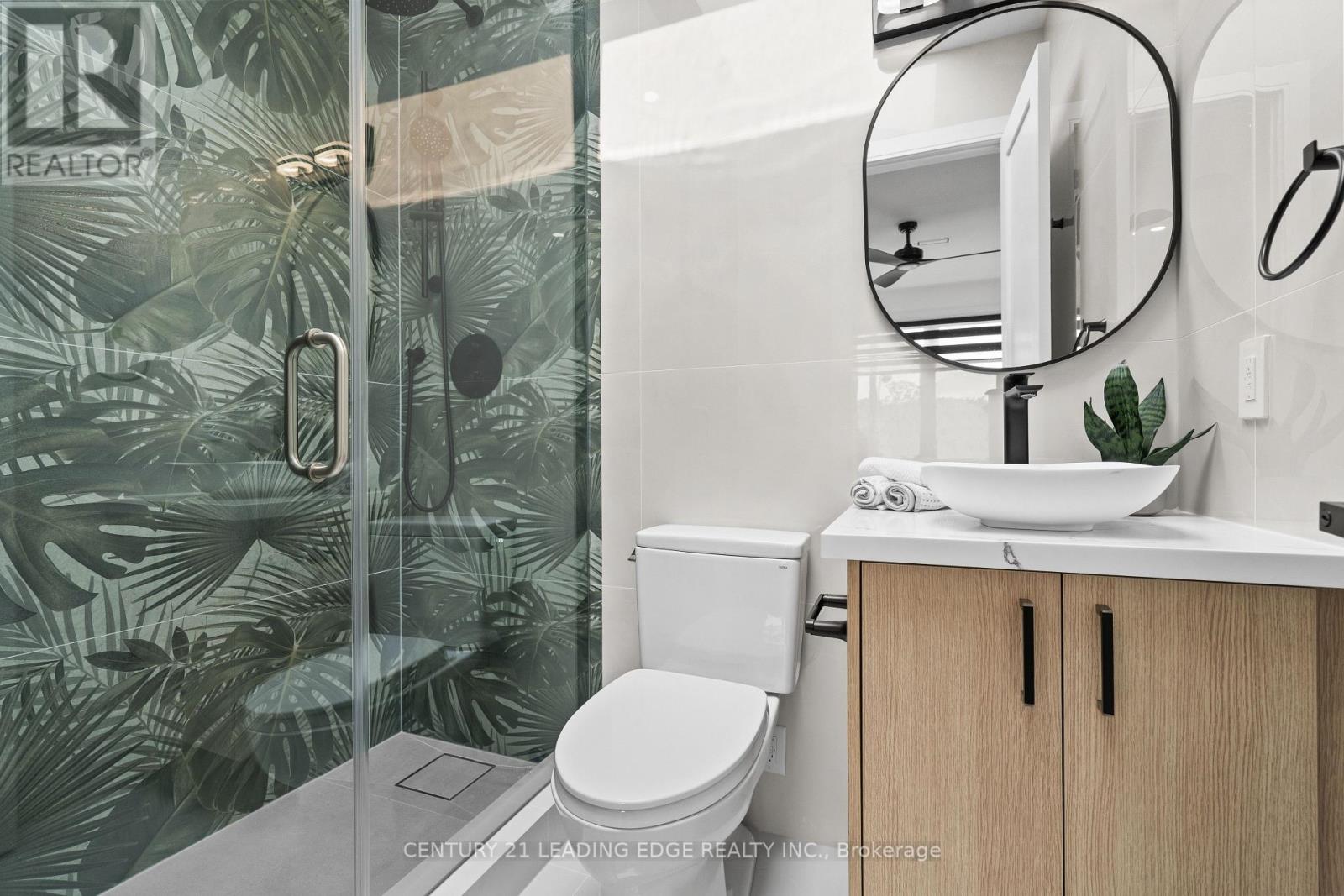 147 Durant Avenue, Toronto, Ontario M4J 4W4 - Photo 29 - E13653774