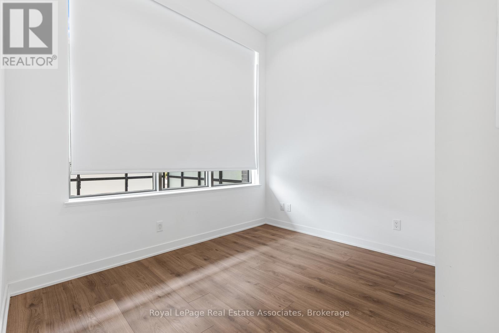 114 - 405 Dundas Street W, Oakville, Ontario L6M 4P9 - Photo 10 - W13162350