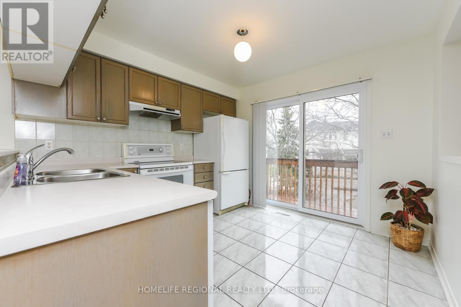 72 - 7105 Branigan Gate, Mississauga, Ontario  L5N 7S2 - Photo 12 - W13608526