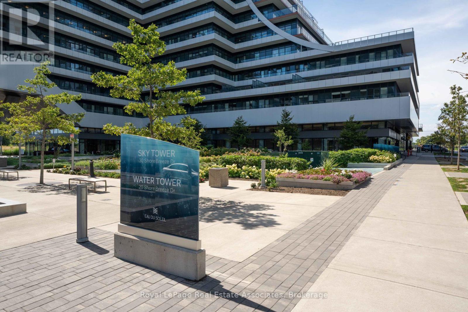 6104 - 30 Shore Breeze Drive, Toronto, Ontario M8V 0J1 - Photo 4 - W13670324