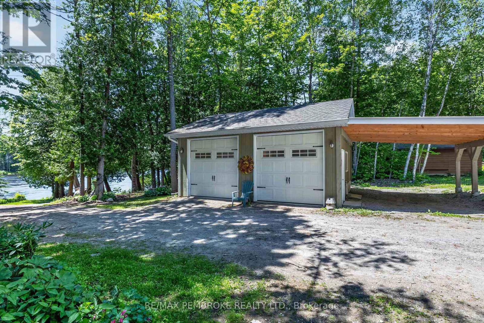 131 Clem Trail, Whitewater Region, Ontario K0J 2L0 - Photo 36 - X13493490