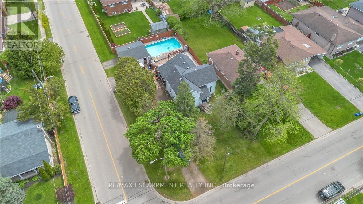 35 James Avenue, Brantford, Ontario  N3S 6Y2 - Photo 3 - X13670722