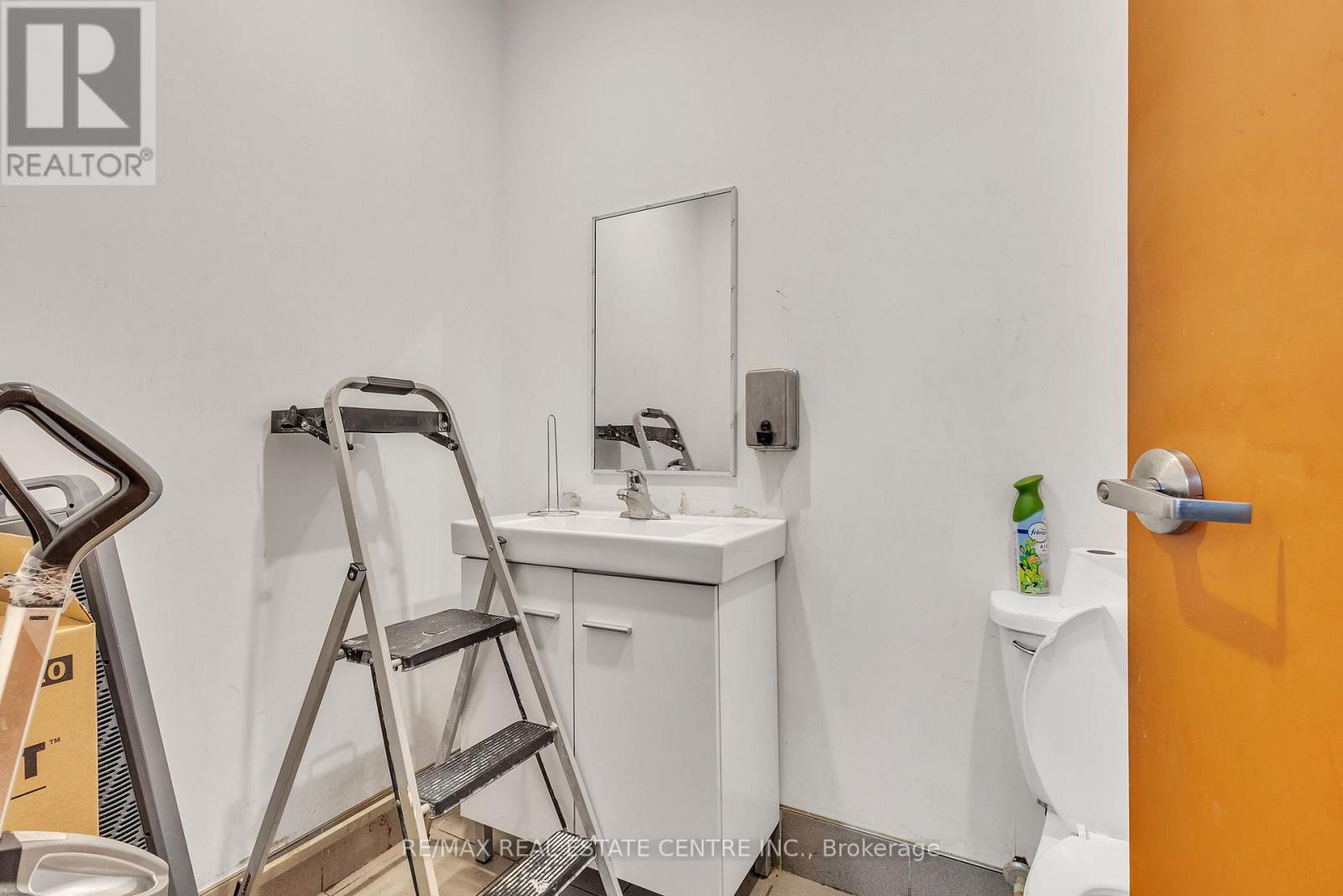 106b - 5 Manitou Drive, Kitchener, Ontario N2C 2J6 - Photo 20 - X13670820