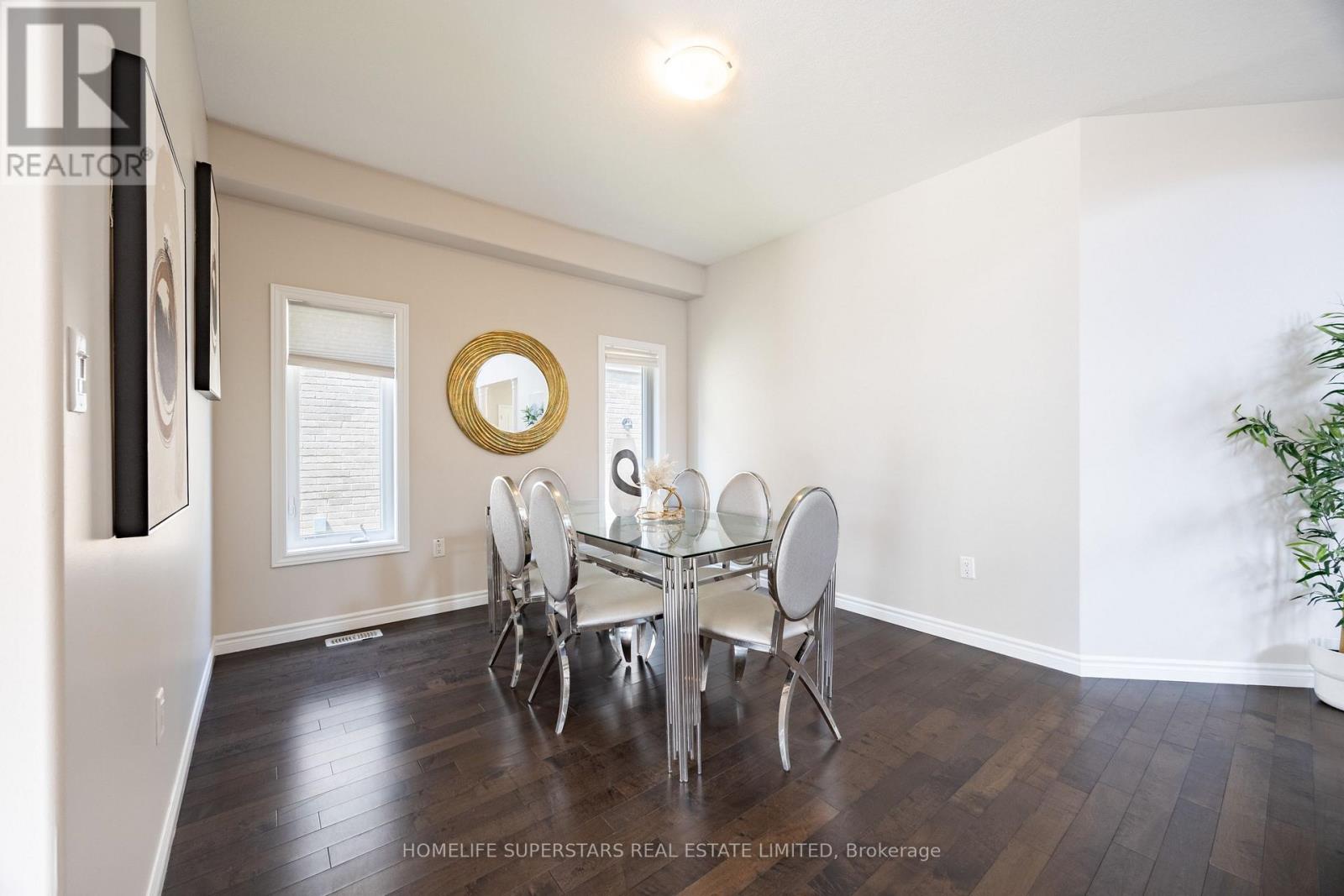 93 Lorne Card Drive, Brant, Ontario N3L 0E7 - Photo 11 - X13670866