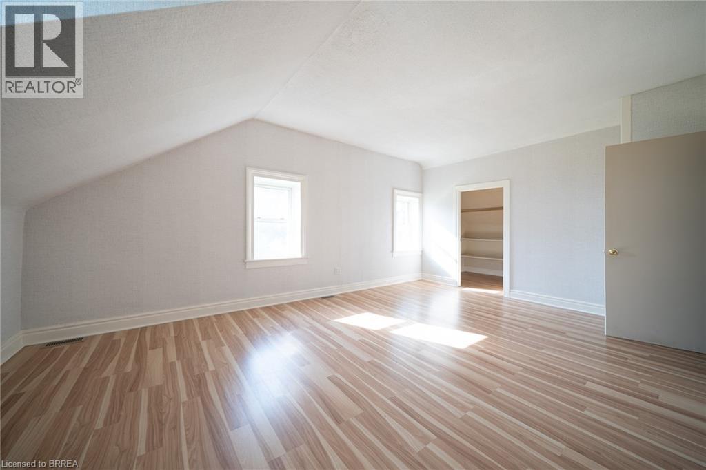 413 Ellis Avenue, Brantford, Ontario  N3R 0B8 - Photo 37 - 40855438