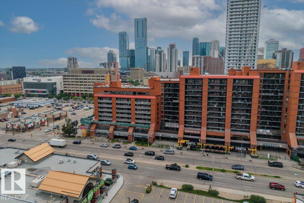 #305 10175 109 ST NW