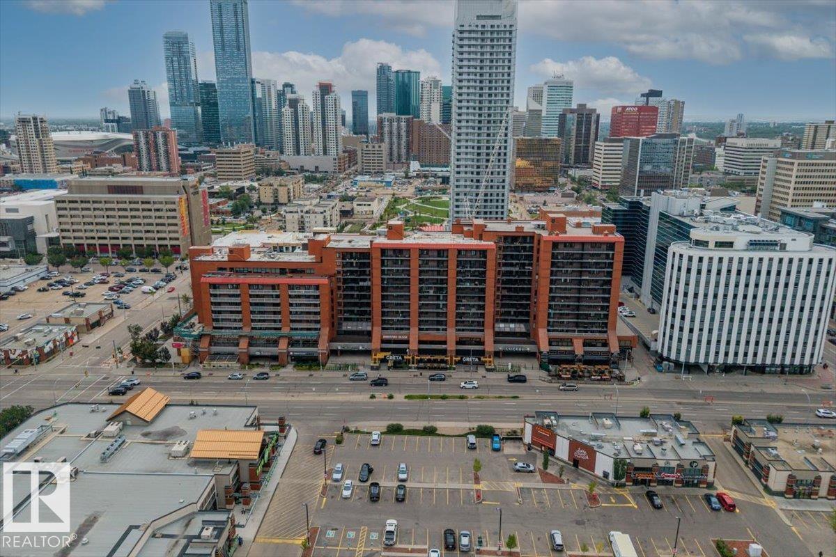 #305 10175 109 ST NW