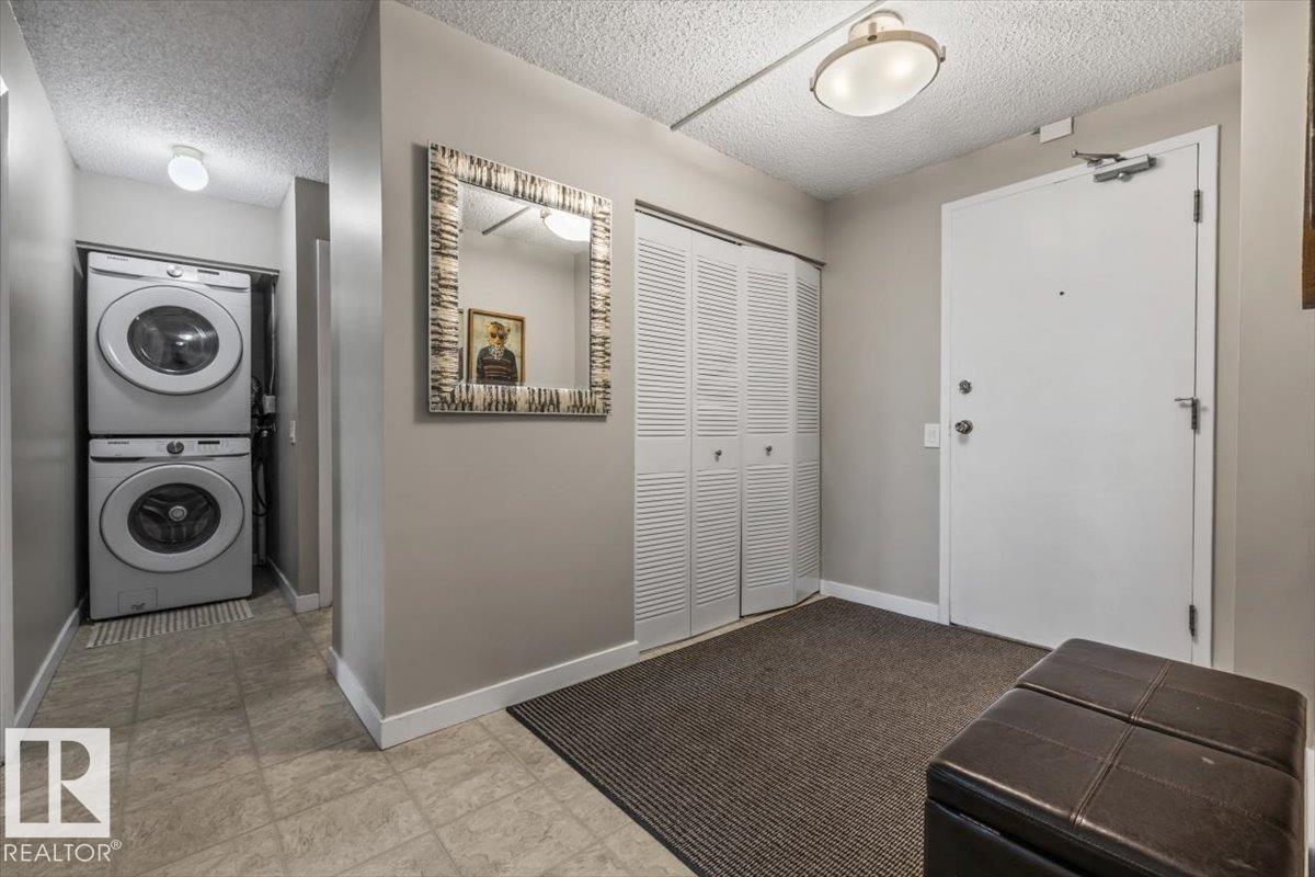 #305 10175 109 ST NW