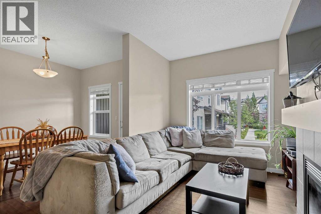 72 Copperpond Landing SE, Calgary, Alberta T2Z 1G6 - Photo 8 - A2335459