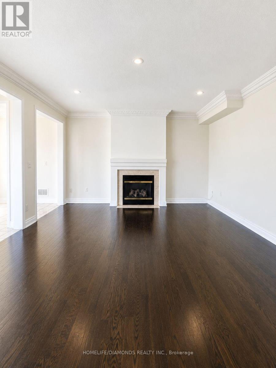 70 Maldives Crescent, Brampton, Ontario  L6P 1L1 - Photo 14 - W13549238