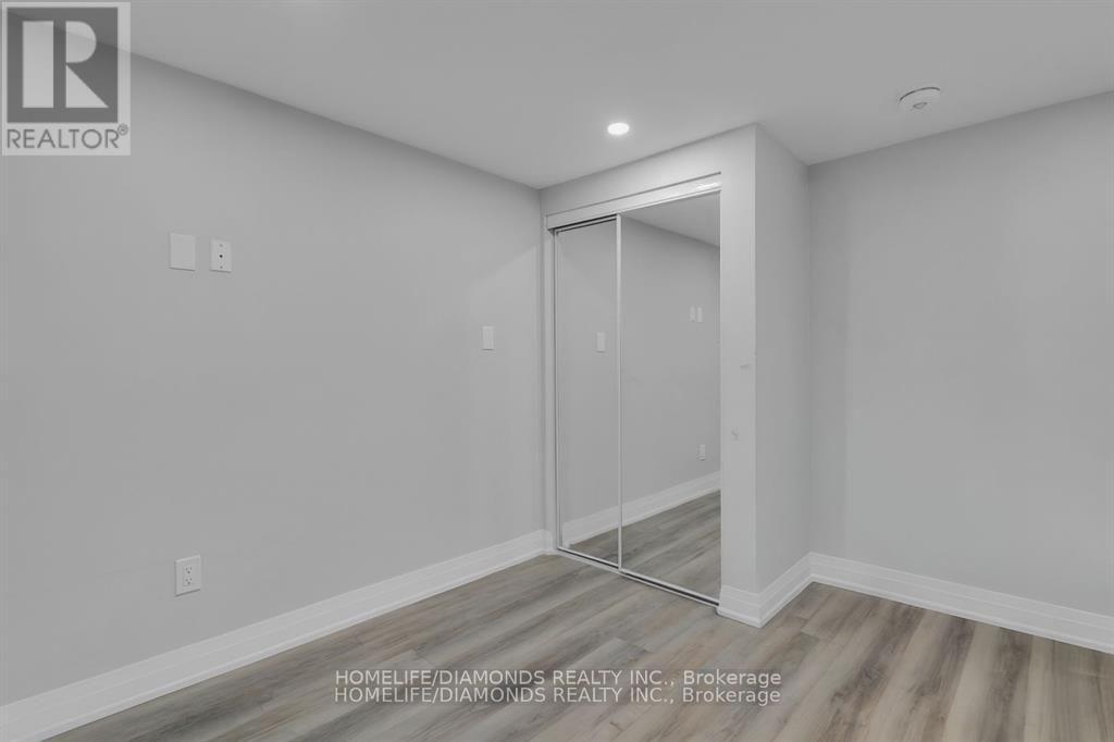 70 Maldives Crescent, Brampton, Ontario  L6P 1L1 - Photo 40 - W13549238