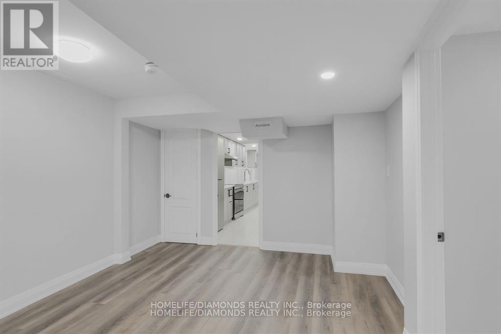 70 Maldives Crescent, Brampton, Ontario  L6P 1L1 - Photo 41 - W13549238