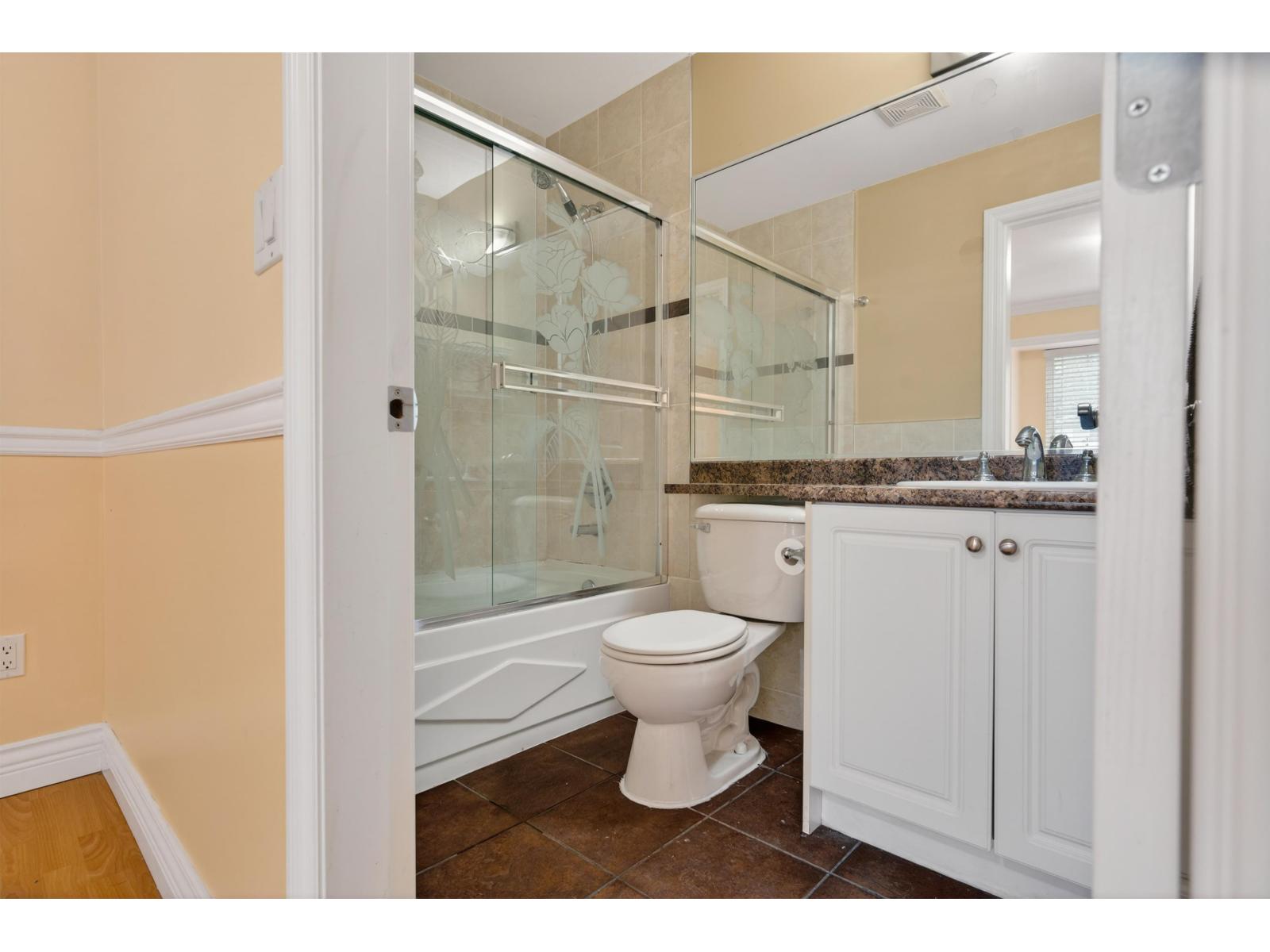 9766 130a Street, Surrey, British Columbia  V3T 5K4 - Photo 9 - R3155455