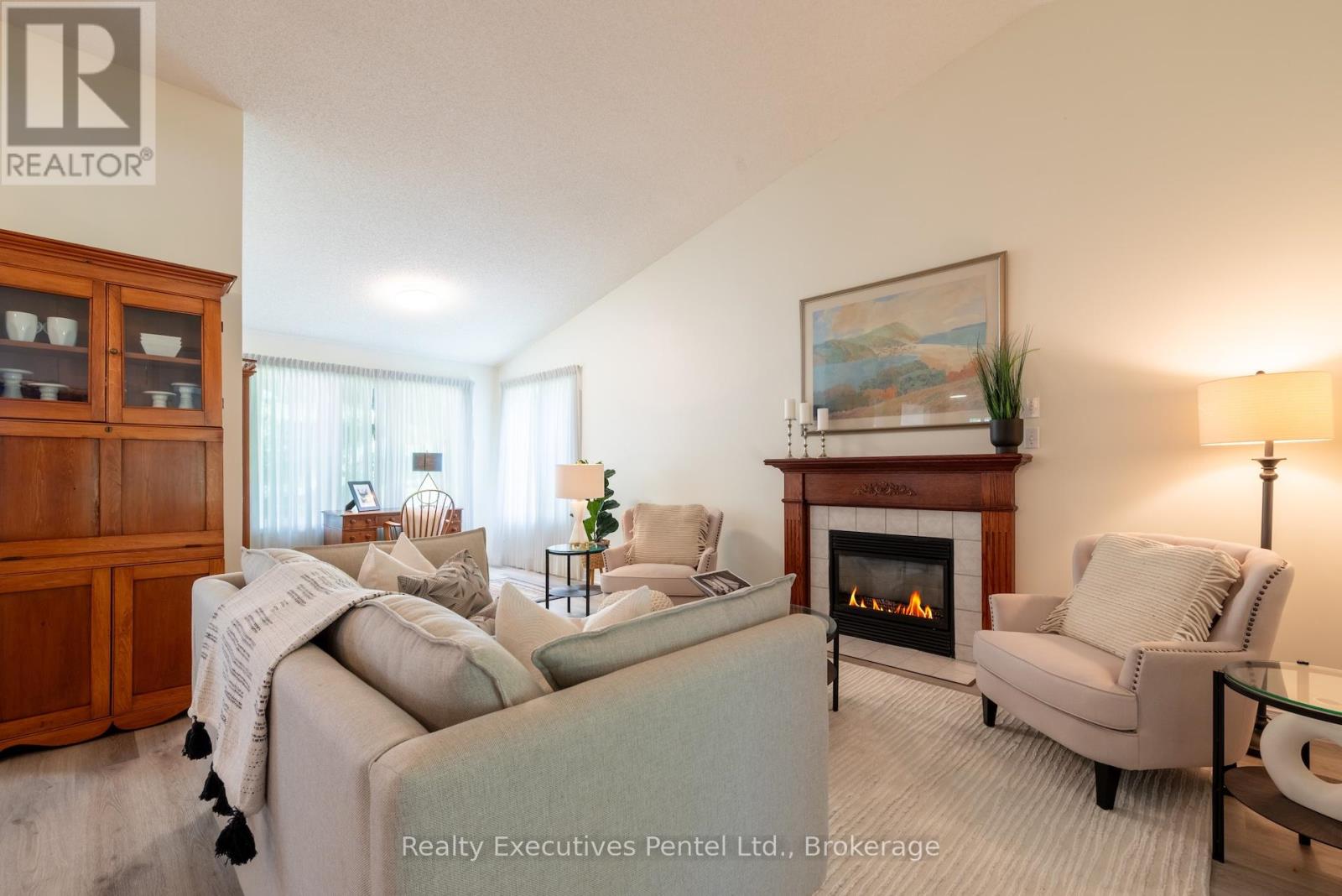 1 Cliff Drive, Clarington, Ontario  L1B 1P2 - Photo 10 - E13671092