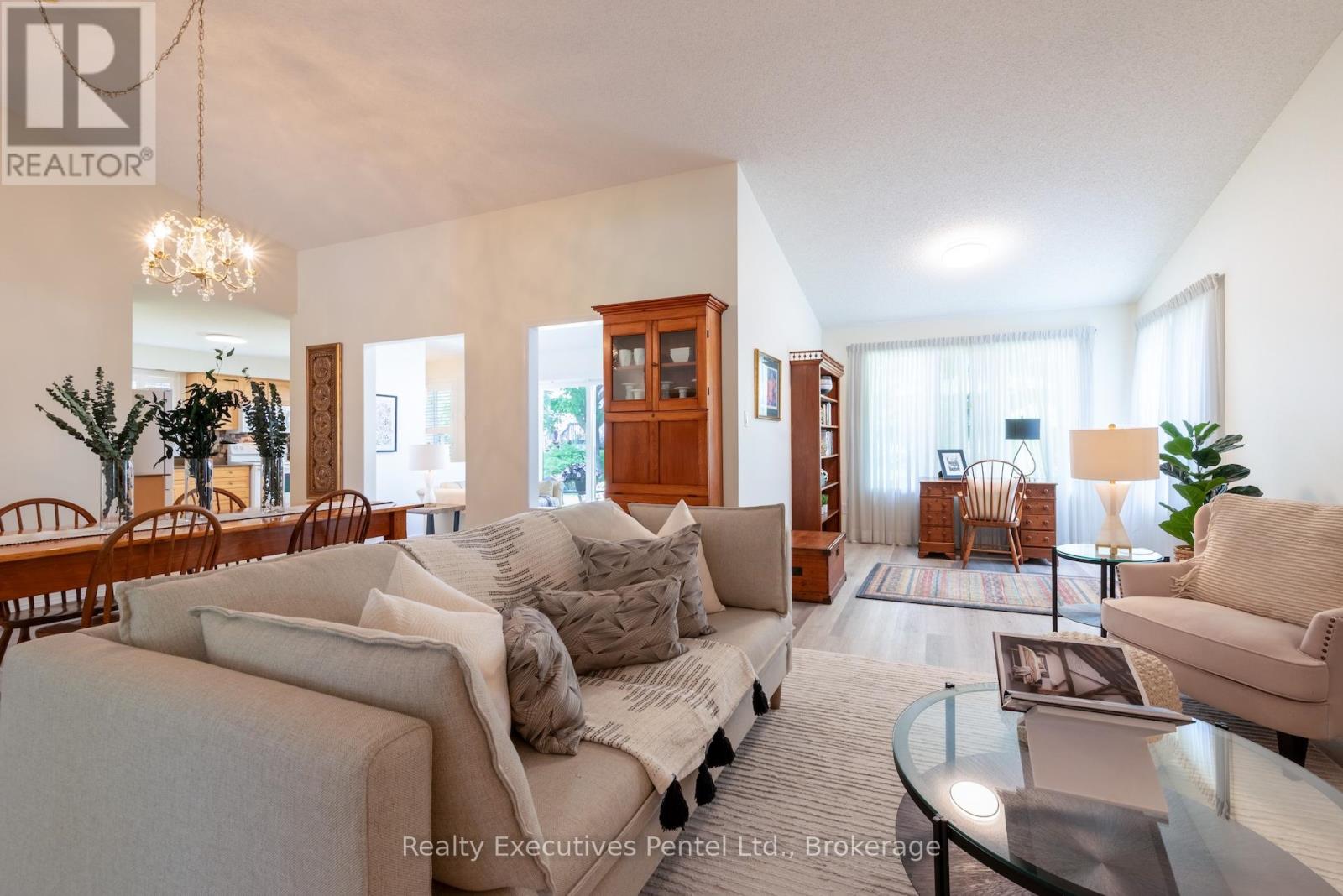 1 Cliff Drive, Clarington, Ontario  L1B 1P2 - Photo 19 - E13671092