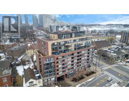 TH3 - 11 SUPERIOR AVENUE, Toronto, Ontario