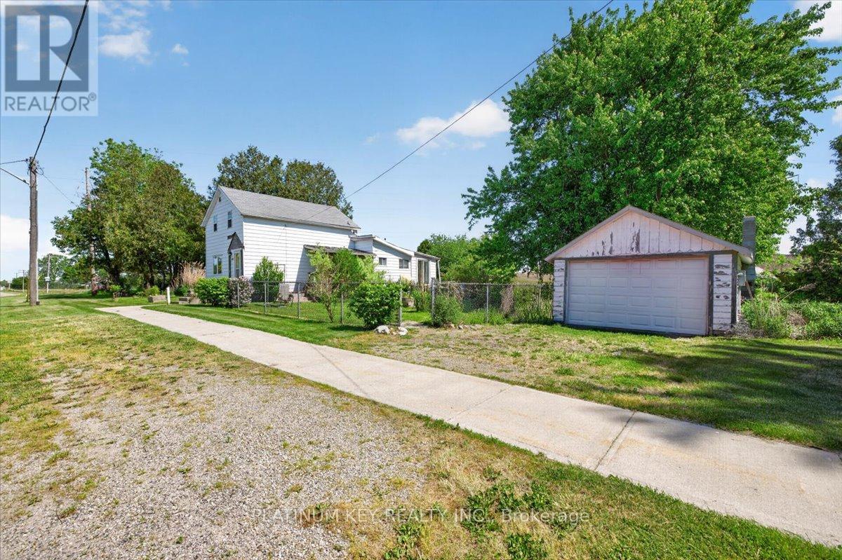 21996 Melbourne Road, Strathroy-Caradoc, Ontario  N0L 1T0 - Photo 6 - X13671142