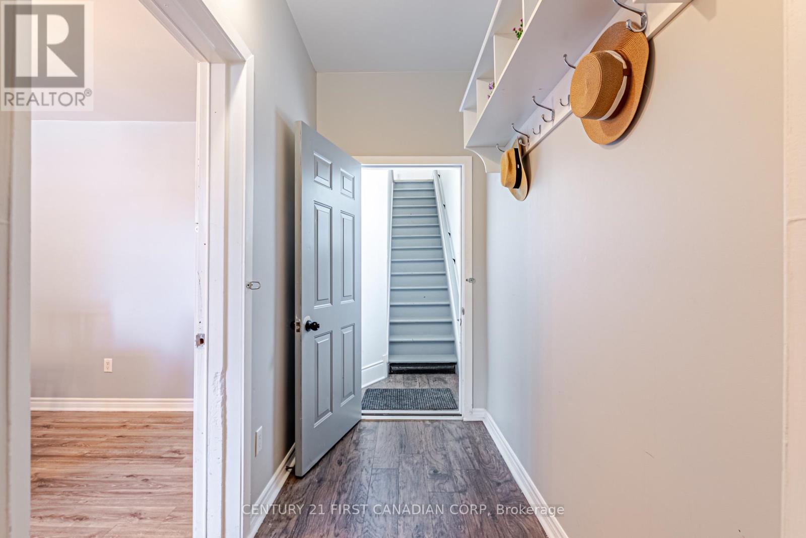 425 English Street, London East, Ontario  N5W 3T4 - Photo 3 - X13671154