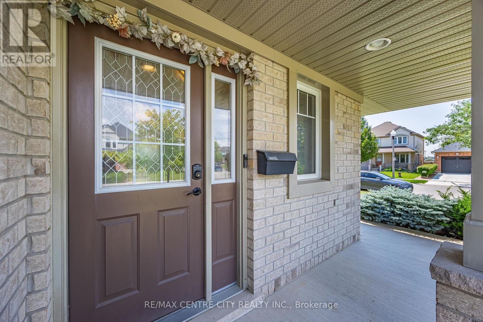 2 Fenwick Court, St. Thomas, Ontario  N5R 6M6 - Photo 5 - X13671172