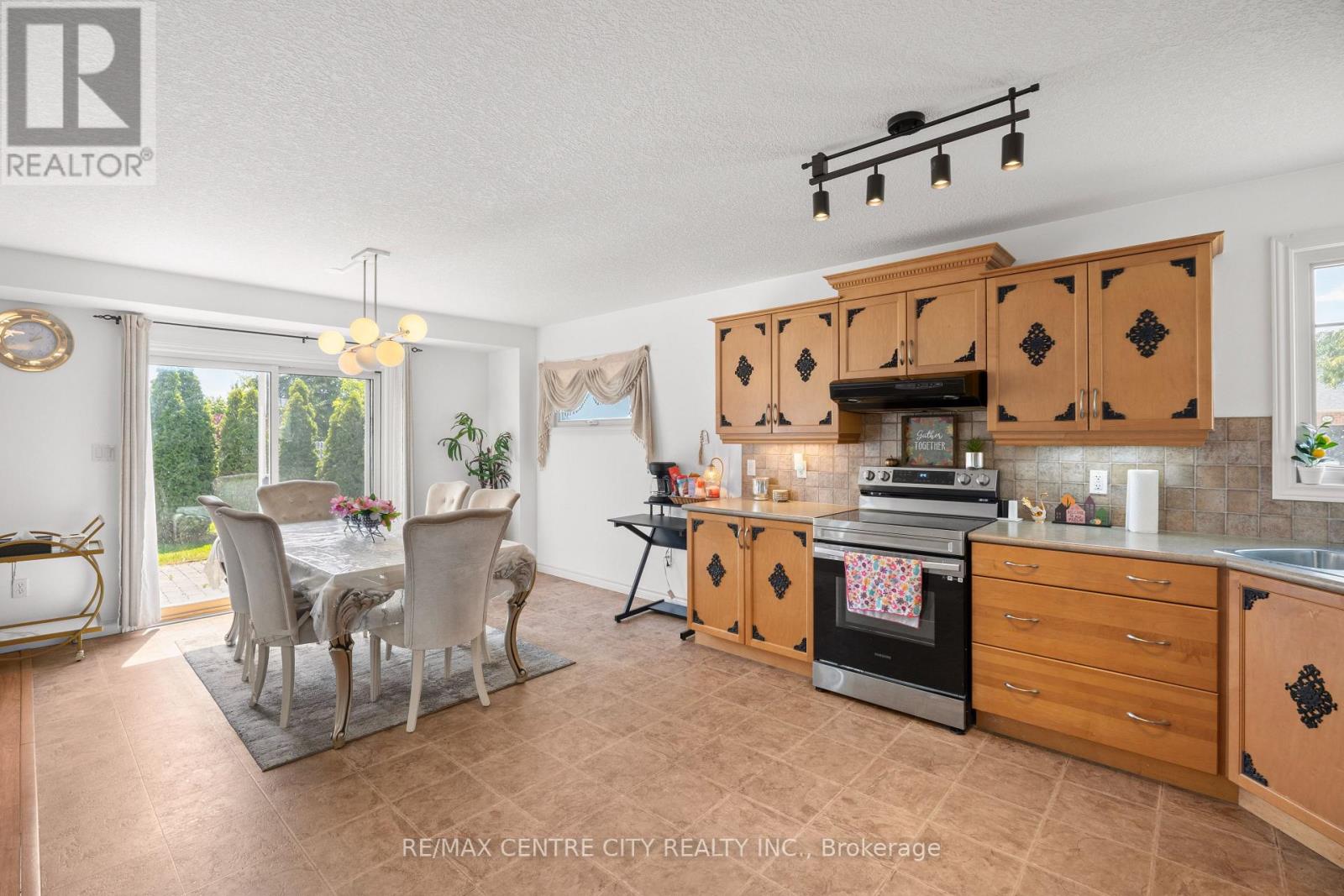 2 Fenwick Court, St. Thomas, Ontario  N5R 6M6 - Photo 9 - X13671172