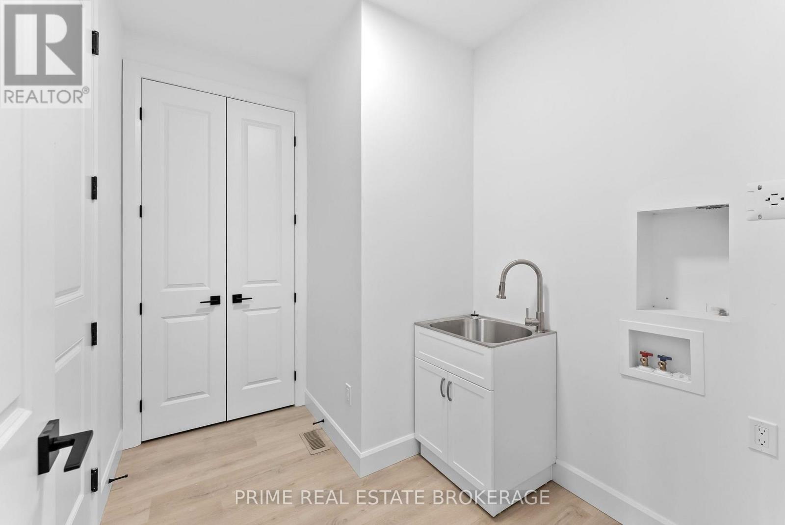9 - 94 Coastal Crescent, Lambton Shores, Ontario  N0M 1T0 - Photo 26 - X13671240