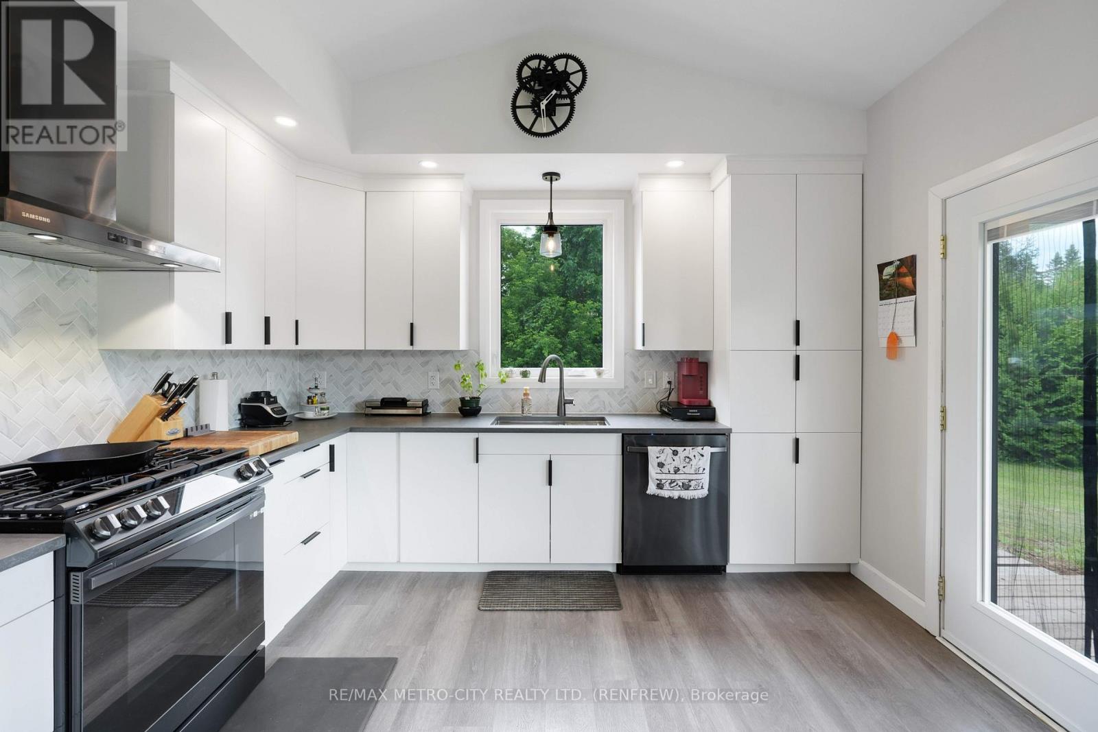 58 Dragonfly Road, Admaston/bromley, Ontario  K7V 3Z5 - Photo 11 - X13671168