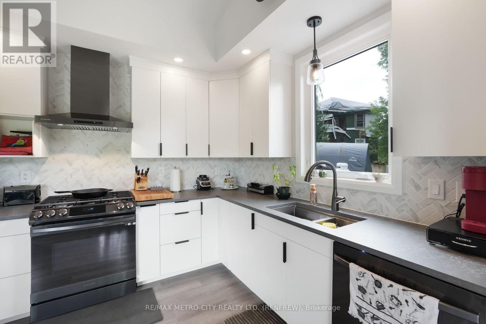 58 Dragonfly Road, Admaston/bromley, Ontario  K7V 3Z5 - Photo 8 - X13671168