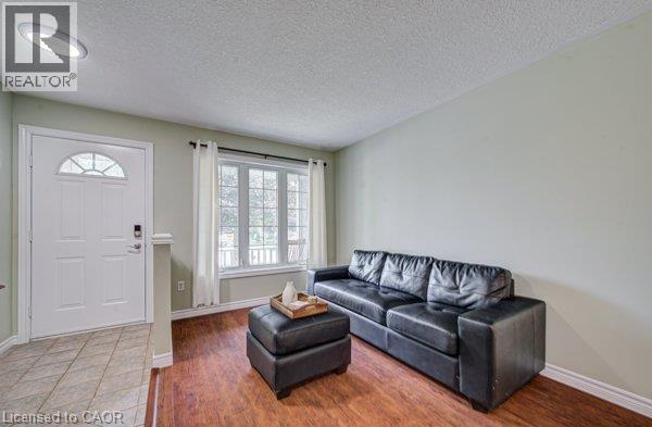 37 Wingfield Avenue, Stratford, Ontario  N5A 7R5 - Photo 7 - 40851588