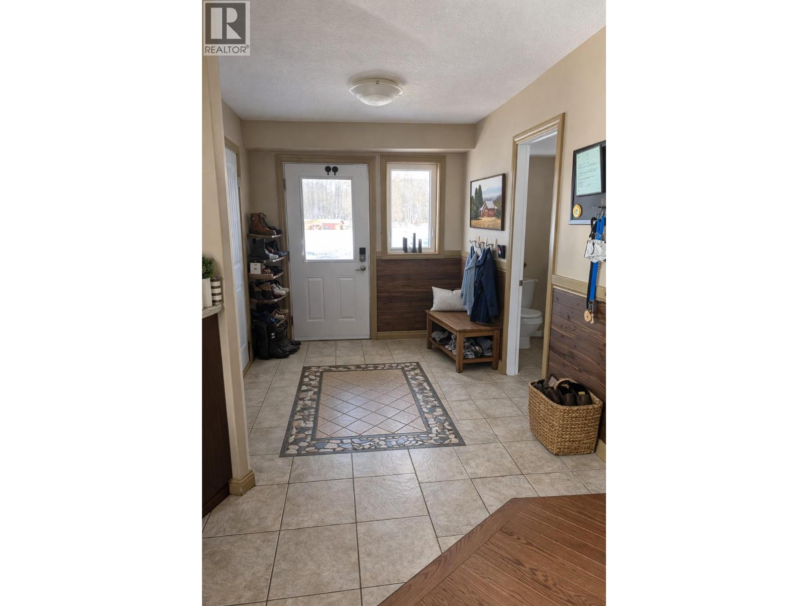 12485 231 Road, Dawson Creek, British Columbia  V1G 4X8 - Photo 2 - 10394209