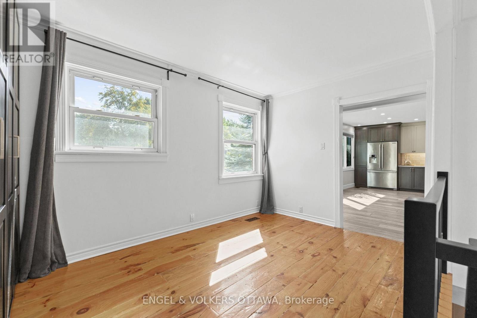 855 Weston Drive, Ottawa, Ontario  K1G 1W5 - Photo 10 - X13671134