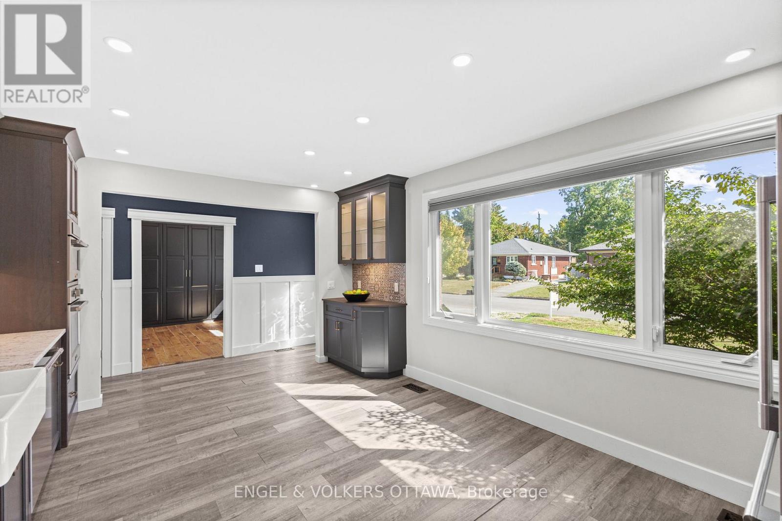 855 Weston Drive, Ottawa, Ontario  K1G 1W5 - Photo 8 - X13671134