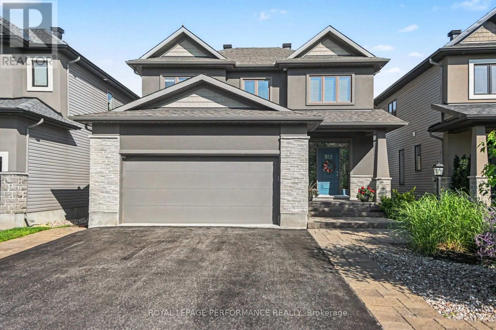 523 Adamson Crescent, Ottawa, Ontario  K2S 0S7 - Photo 1 - X13671258