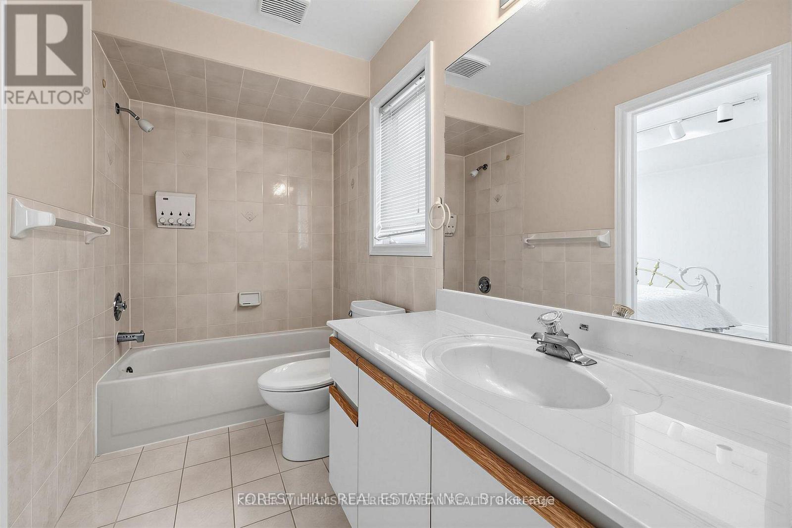 17 Lady Lynn Crescent, Richmond Hill, Ontario  L4B 3V5 - Photo 28 - N13447270