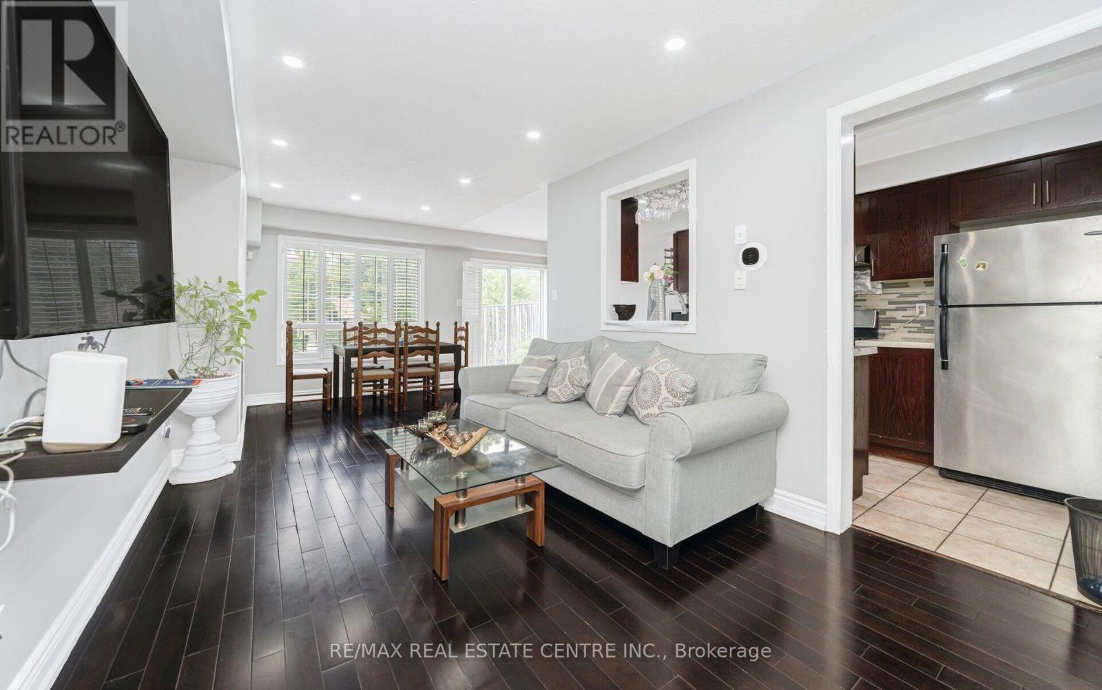 # 36 - 770 Othello Court, Mississauga, Ontario  L5W 1Y2 - Photo 5 - W13667436