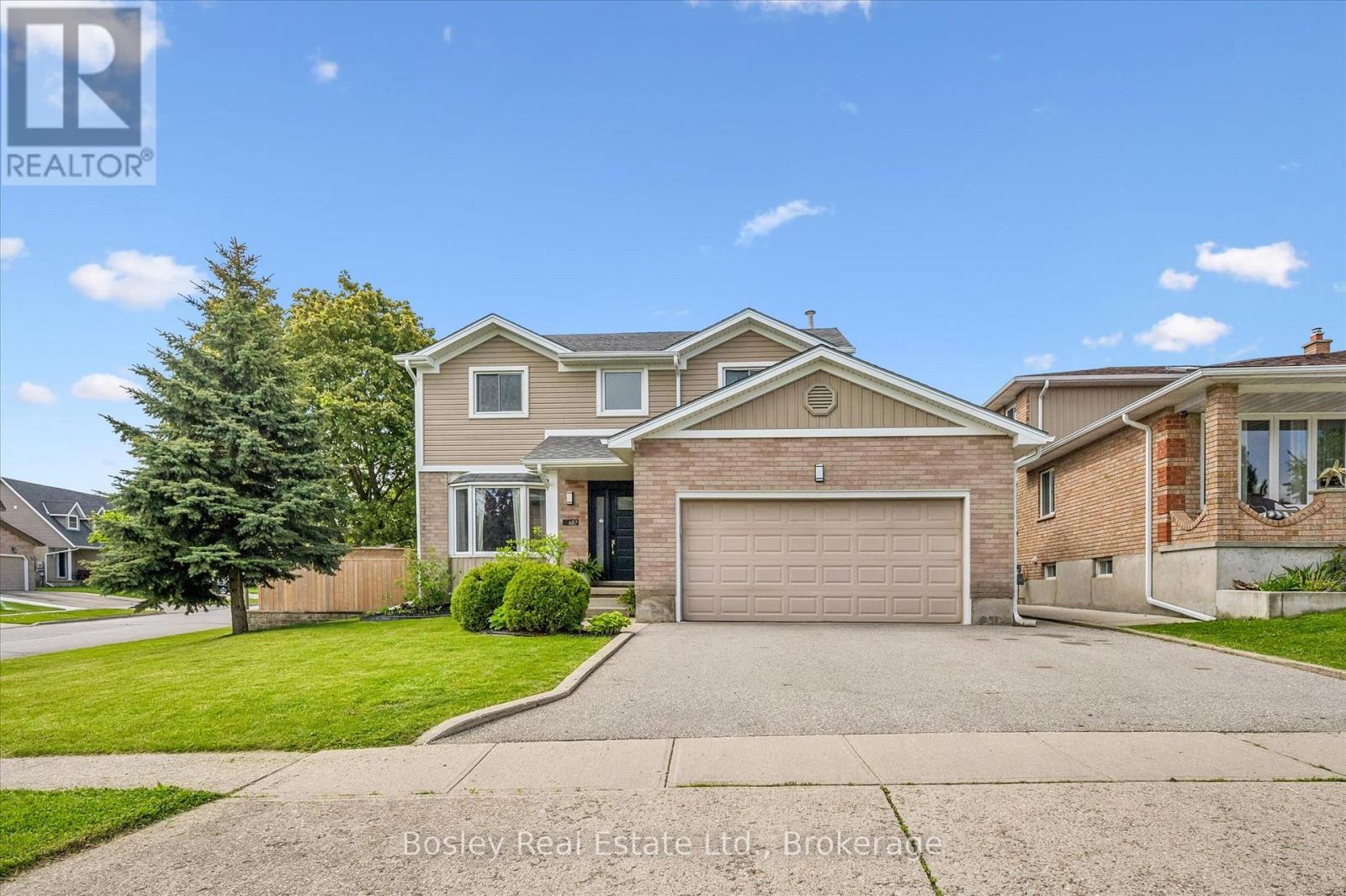 687 CHAMPLAIN BOULEVARD, Cambridge, Ontario
