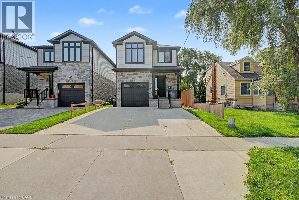 31 FOURTH Avenue, Kitchener, Ontario
