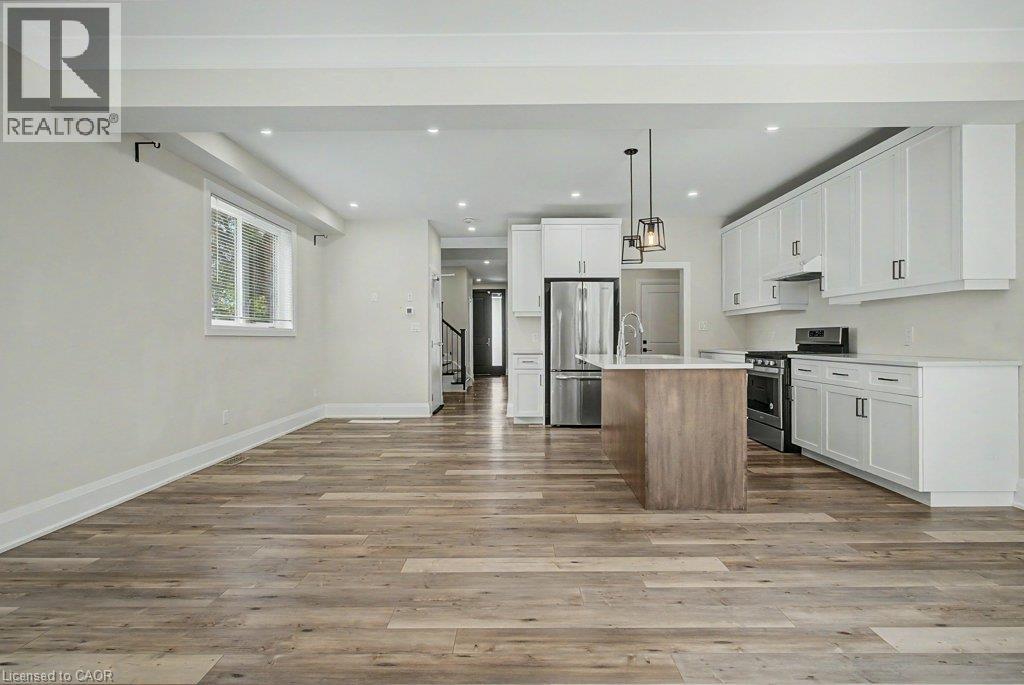 31 Fourth Avenue, Kitchener, Ontario  N2C 1N9 - Photo 14 - 40854111
