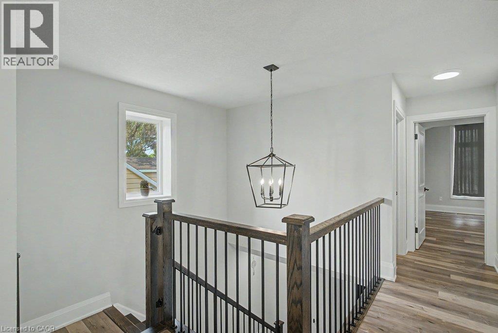 31 Fourth Avenue, Kitchener, Ontario  N2C 1N9 - Photo 22 - 40854111