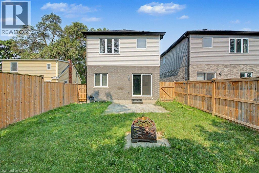 31 Fourth Avenue, Kitchener, Ontario  N2C 1N9 - Photo 41 - 40854111