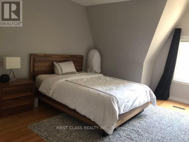 32d Oxford Street, Toronto, Ontario M5T 1N9 - Photo 6 - C13671124