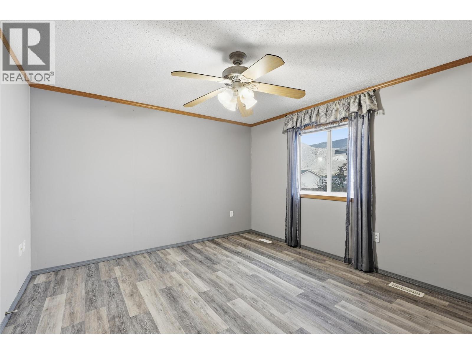 7545 Dallas Drive Unit# 27, Kamloops, British Columbia  V2C 6X5 - Photo 4 - 10370877